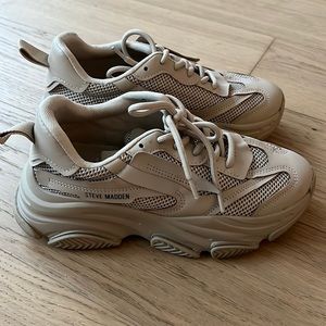 Steve Madden Tan Sneakers